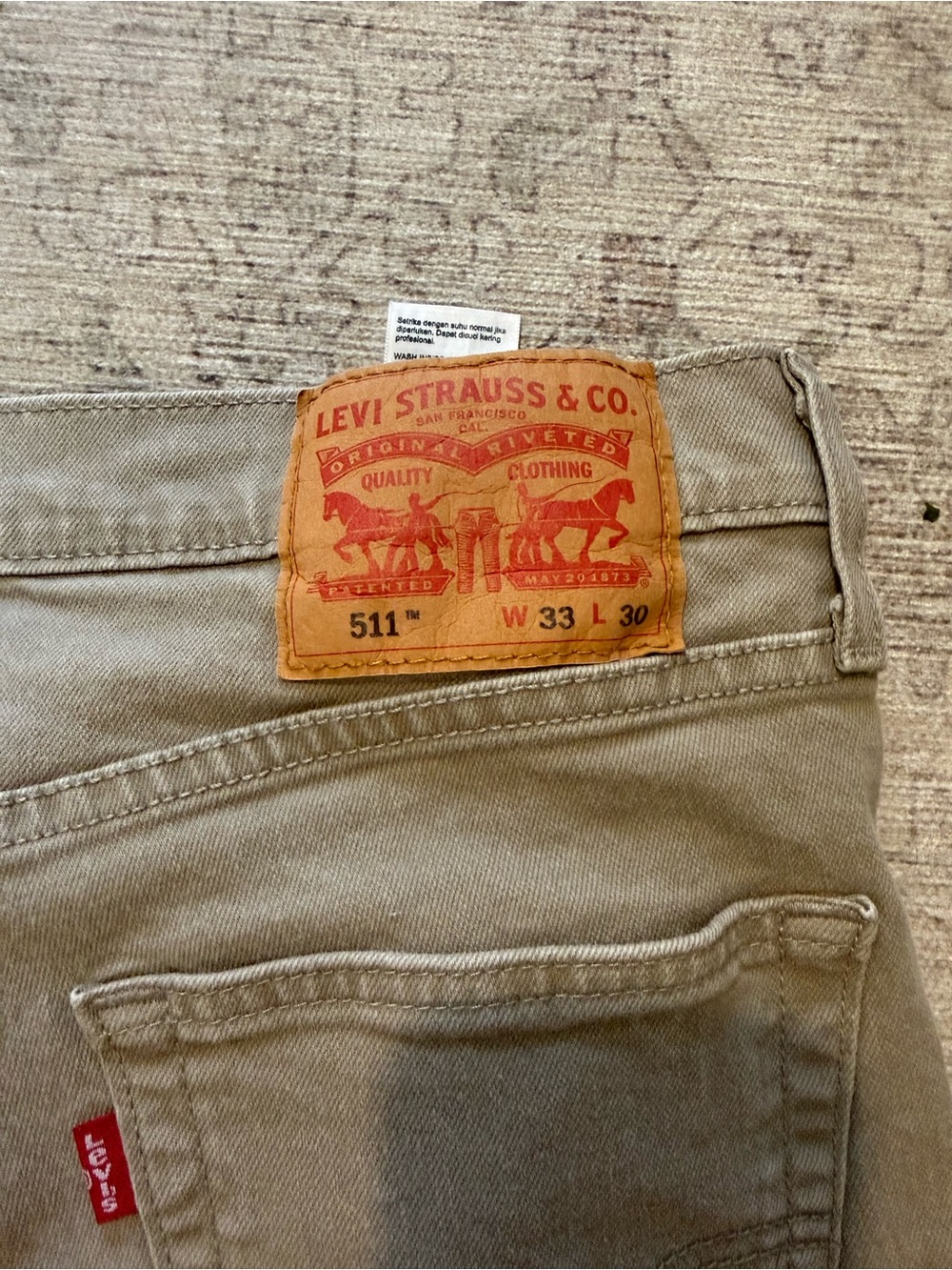 Levi's Slim Jeans in Tan - Picture 5 of 5